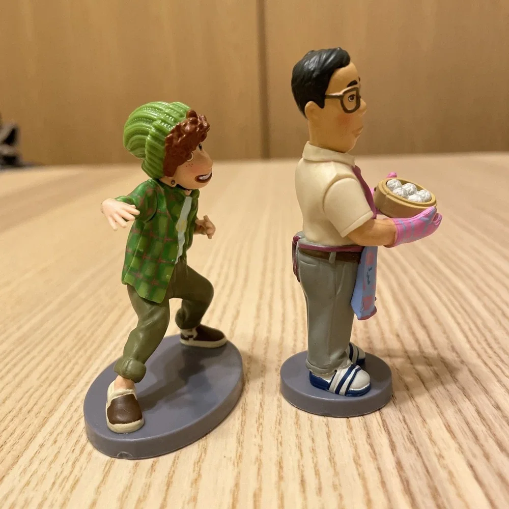 Disney Pixar Turning Red Jin Lee & Miriam Mendelsohn 3